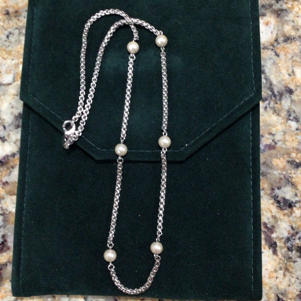 Vintage Sarah Coventry Silver Pearl Necklace